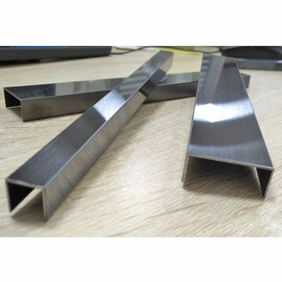 Harga bagus 304 Black Hairline Stainless Steel Tile Edge Trim Untuk Dekorasi Interior Mall on line