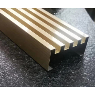 Harga yang bagus 304 Pink Gold Warna Perunggu Vibration Antique Patterned Stainless Steel Trim Untuk Panel Wall Cladding on line