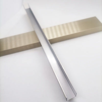 Harga bagus 304 Gold Mirror Polished U Shape Stainless Steel Tile Edge Untuk Dekorasi Hotel on line
