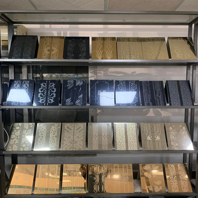 Harga yang bagus Dekoratif 201 304 316 Eceran Cermin 8K Warna Dasar Lembar Baja Karet Untuk Lift on line