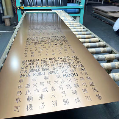 Harga yang bagus Etched 8k Gold Pvd Coating Stainless Steel Sheet Dengan Anti-Fingerprint Untuk Five Star Hotel Lift on line