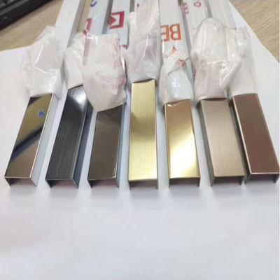 Harga bagus U bentuk stainless steel trim strips untuk desain interior dan eksterior PVD berwarna Skirting Board Edge Wrapping on line