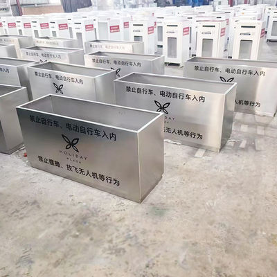 Harga bagus Pot Bunga Aluminium Stainless Steel 316L Hijau Luar Ruangan Untuk Proyek Jalan Kota Perkotaan on line