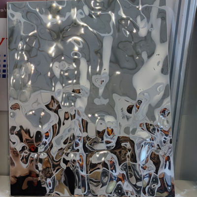 Rose Gold Mirror 25MM Silver Big Water Wave PVD Warna 304 Stainless Steel Honeycomb Sheet Panel Langit-langit Untuk Bandara