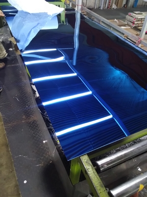 201 Emas Biru Air Ripple Warna Cermin PVD Lapisan Baja Karet Lapisan Untuk Lembar Langit-langit