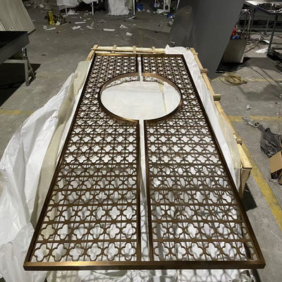 Harga bagus 304 201 Metal Hairline Surface Gold Stainless Steel Screen Partisi ruang tamu on line