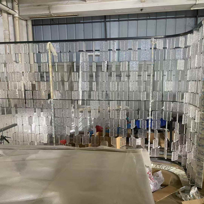 Artistik Stainless Steel Screen Partition customizable Glass Curved Luxury Living Room Hotel Partition Untuk Desain Modern