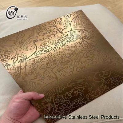 Harga yang bagus Emas Desain Disesuaikan 304 berwarna mengukir stainless cladding pintu lift hiasan lembaran piring untuk proyek hotel on line