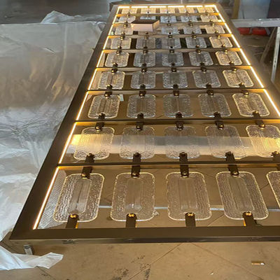 Harga bagus Rose Gold White Crystal 304 Stainless Steel Partition For Restaurant Decoration With Light on line