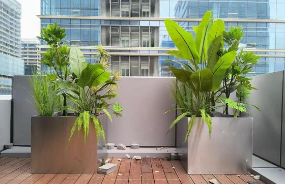 Harga bagus Pot Bunga Persegi Panjang Stainless Steel Kelas Hotel Mewah dengan Pilihan Pencahayaan LED on line